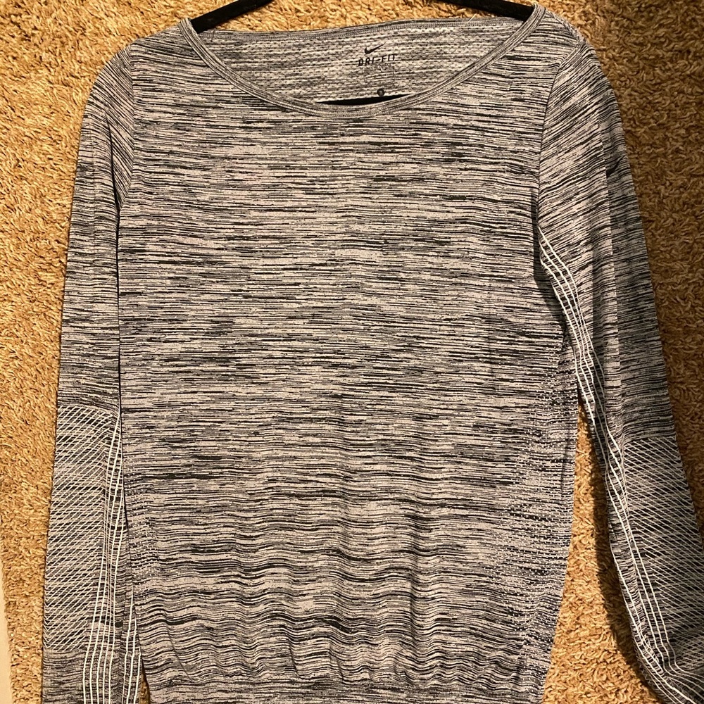 Nike long sleeve top!